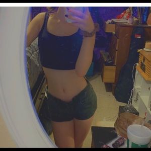 hollister army green booty shorts